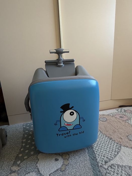 Детский чемодан
