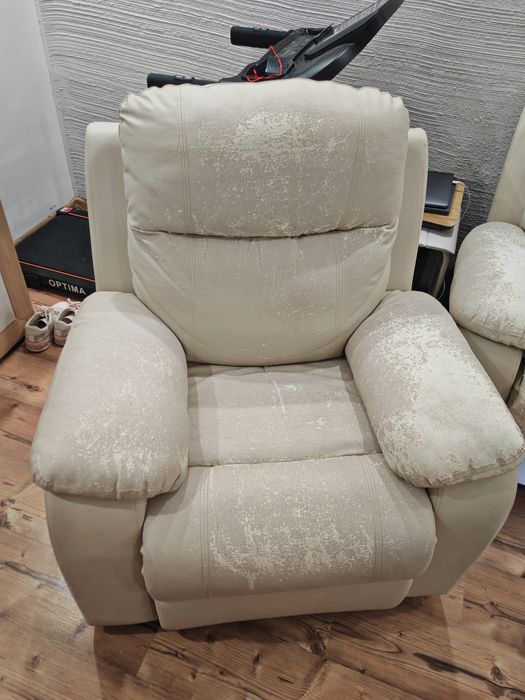 Продавам холна гарнитура 3+2+1