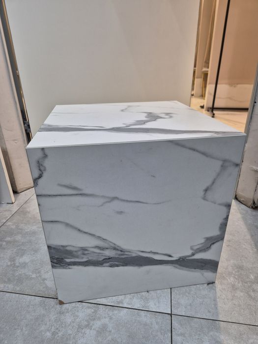 Куб для интерьера