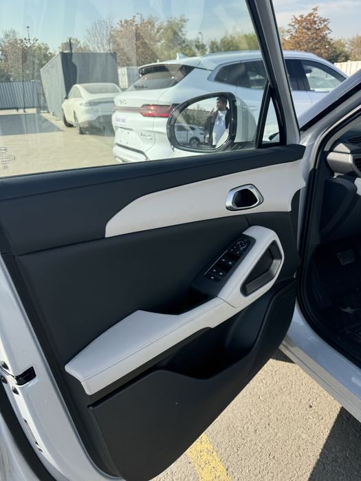 Yuan Up Smart 401 ev 2025 Byd