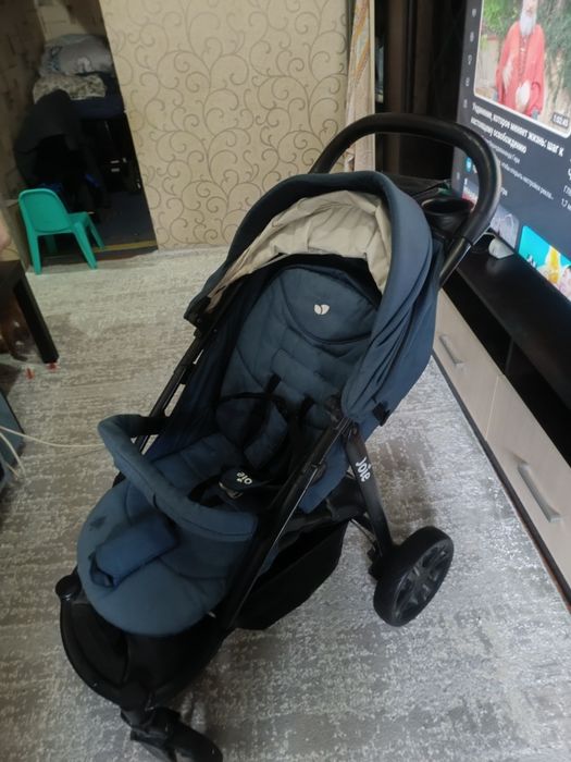 Продам детскую коляску