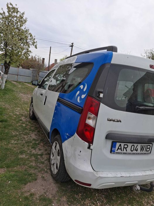 Vând Dacia Dokker