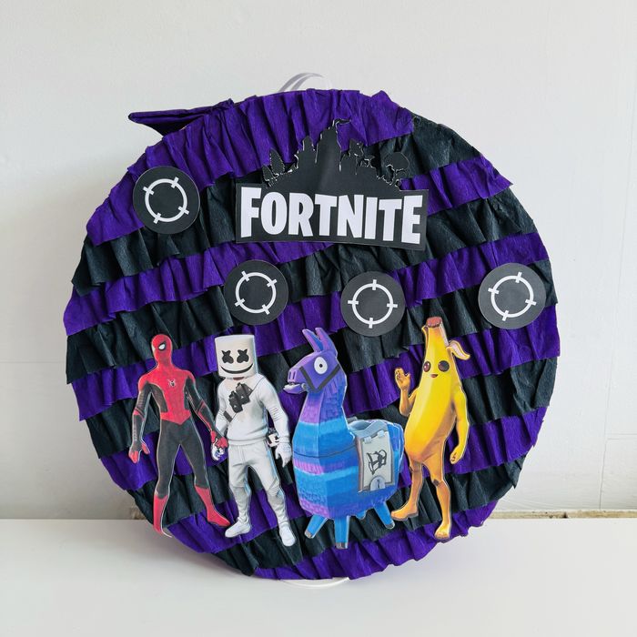 Fortnite пинята Фортнайт