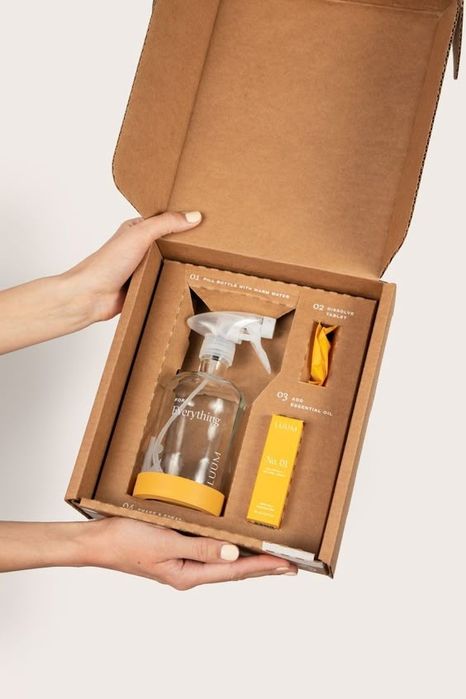 Etiketka_Karobka_samokleyka_karton sumka_gofra