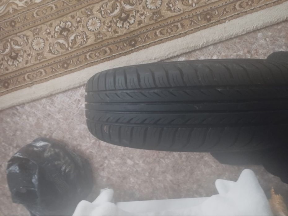 Продам 2 балона кама резина