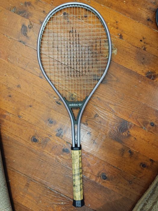 Тенис ракета adidas