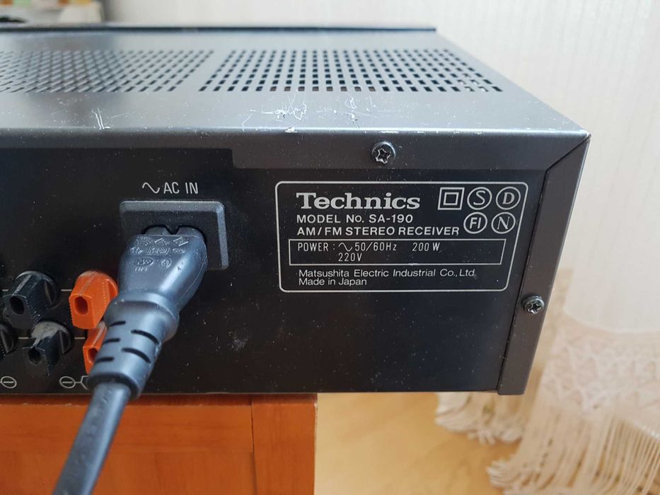Продавам  ресивър Technics sa 190