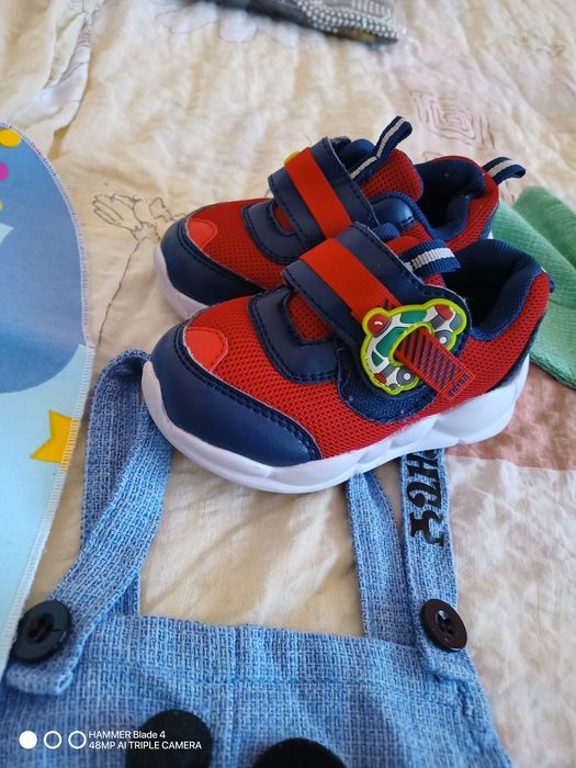 Гащеризончета 12м + обувки 23 номер