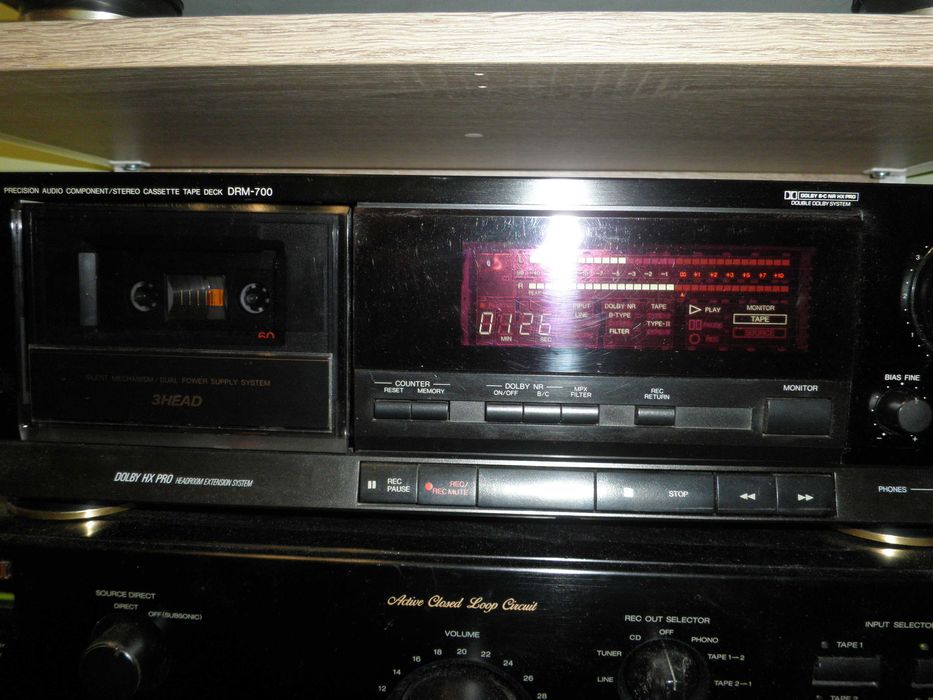 Dekc :  DENON DRM-700