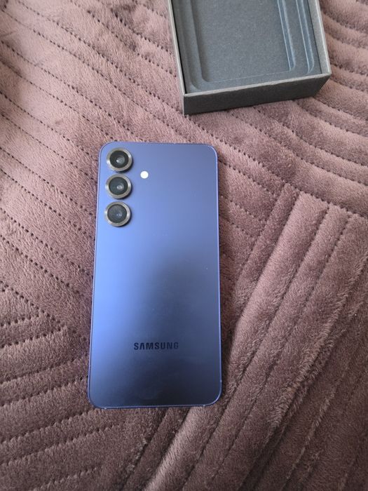 Продам Самсунг s25