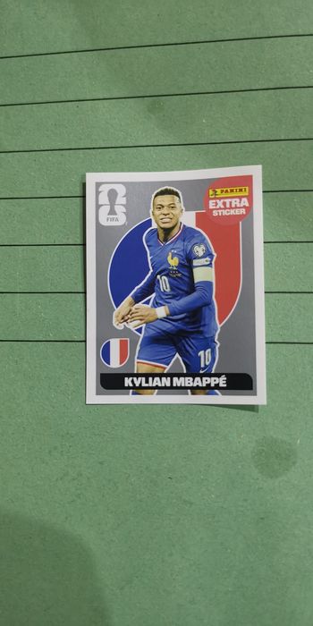 Extra sticker Mbappe Silver Panini