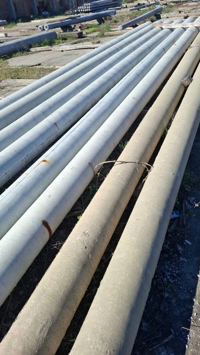 Бетонни стълбове