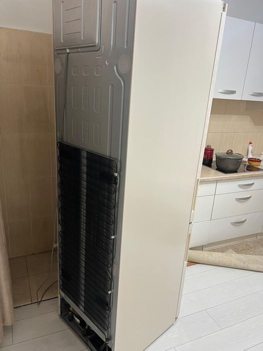 Продаётся LG Холодильники