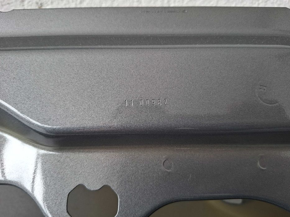 Нова Оригинална Алуминиева Предна Дясна Врата BMW 3 G20 G21 - Сива