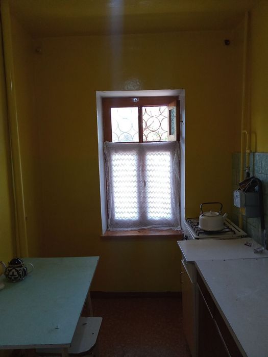 Qibray tumani TTZ4 2 xonali uy sotiladi
