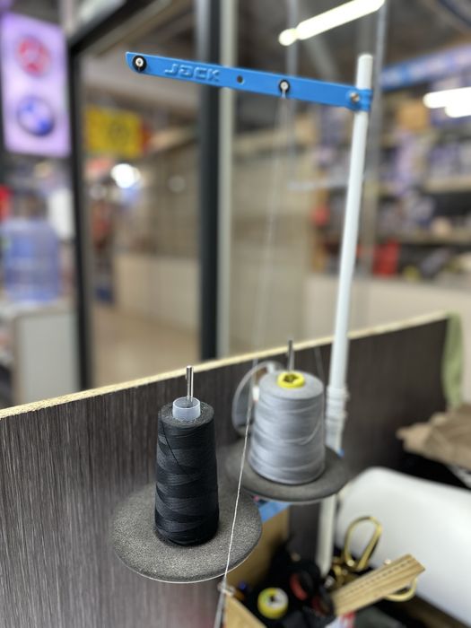 Продам машинку Jack f4