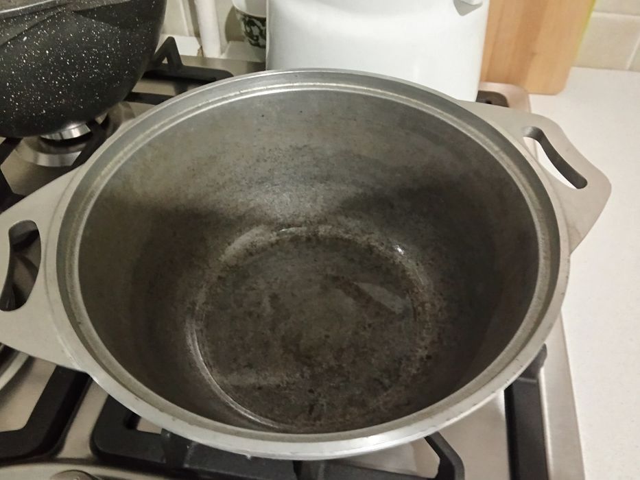 Продам казан маленький.