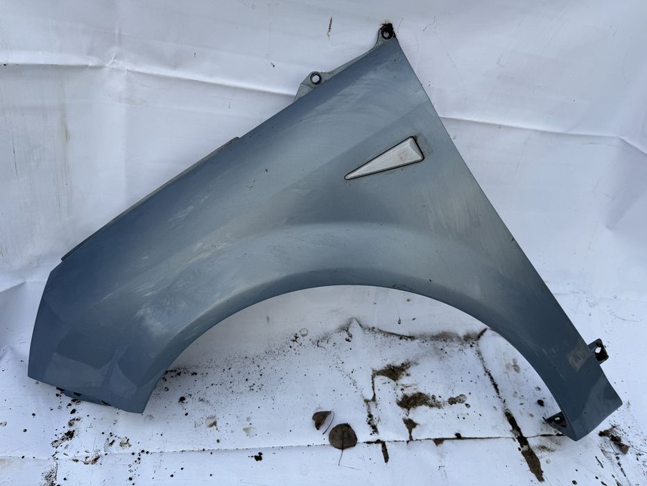 Ляв Калник Renault Scenic /2003-2009г./ Рено Сценик