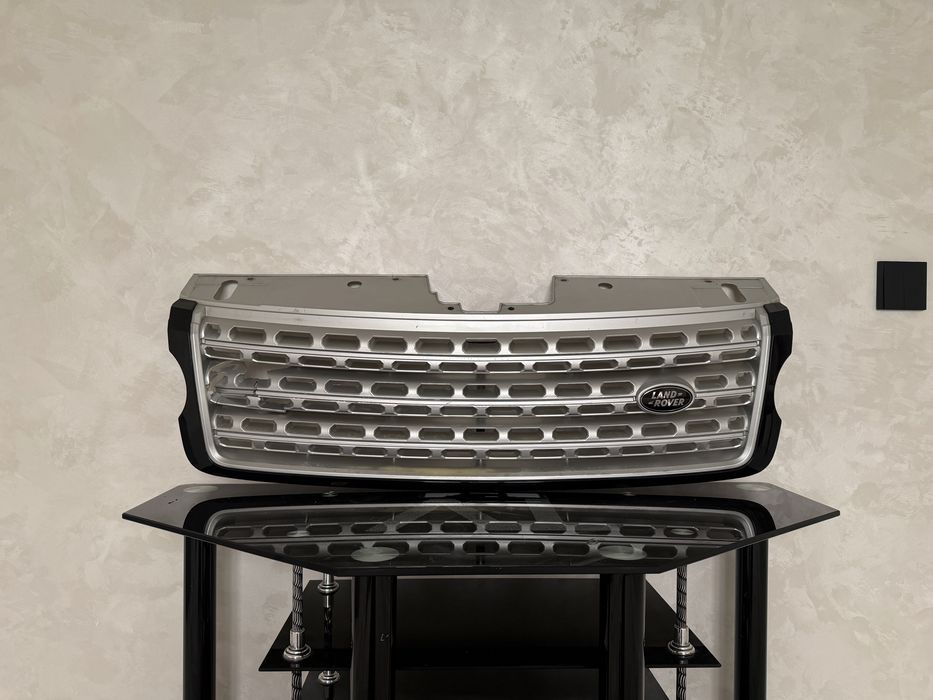 Решетка радиатора Range Rover