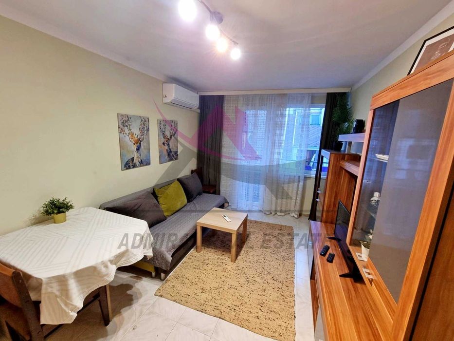 Дава се под наем Двустаен апартамент в Варна, Център - 68 кв.м за 410 € - Снимка #1