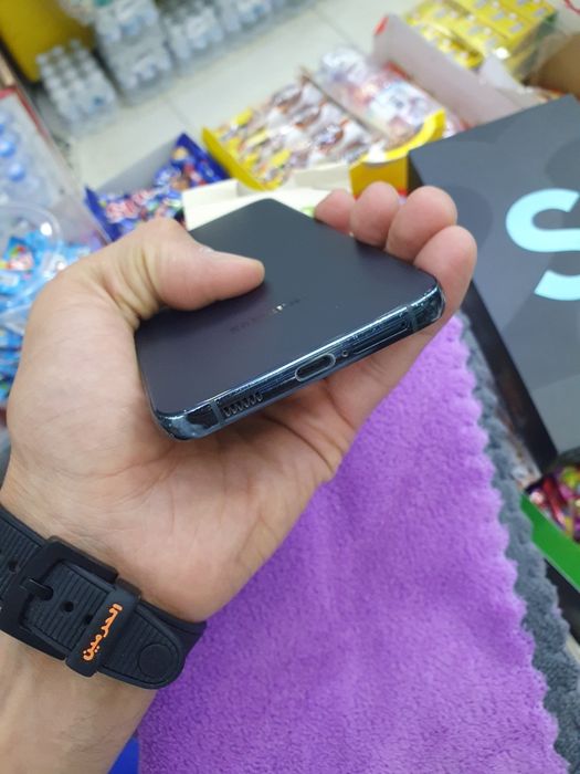 Galaxy S22+ 256Gb 2 ta sim+Esim bor