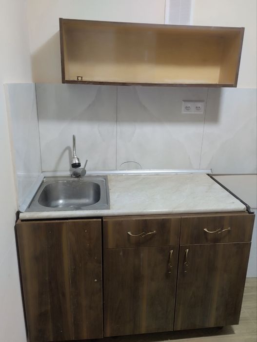 Mirobod tumanida kvartira bor student qizlarga