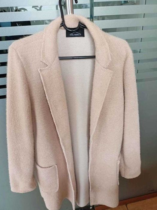 Красиви шарени блузи и пуловери