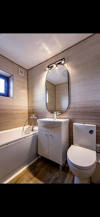 Inchiriere apartament cu 3 camere