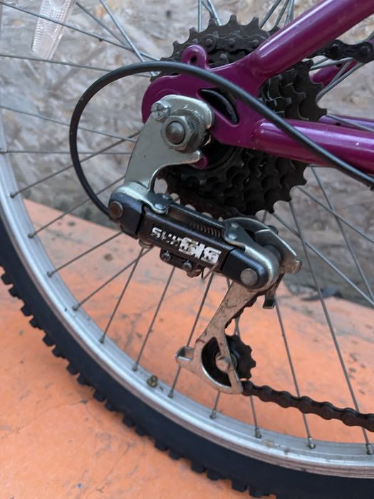 Bicicleta cadru dama raleigh roti 24”