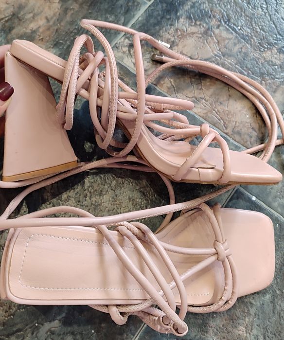 Продам ботин 1000