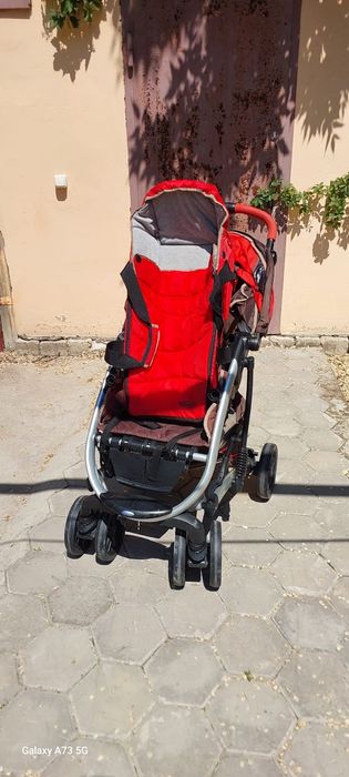 Детская коляска  Graco