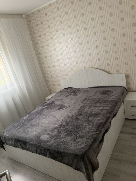 Inchiriez apartament 3 camere
