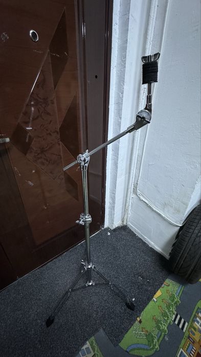 2 buc. stative de cinel cu brat Pearl (nu Tama, Mapex, Sonor)
