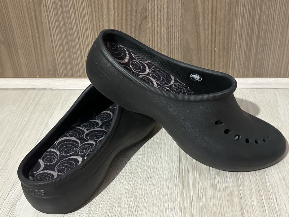 Papuci, saboti Crocs