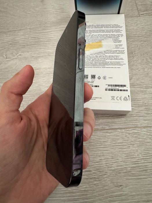 iPhone 14 Pro - Space Black, 128GB - stare excelentă + accesorii