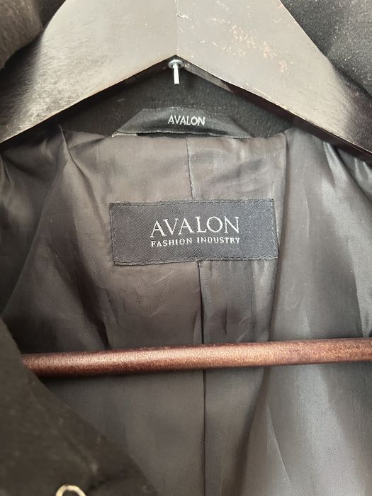 Продам женское пальто