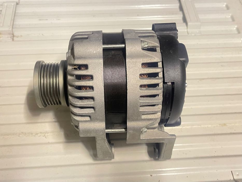 Нов Алтернатор Opel Astra J 1,8 1,6 Динамо Insifnia Zafira
