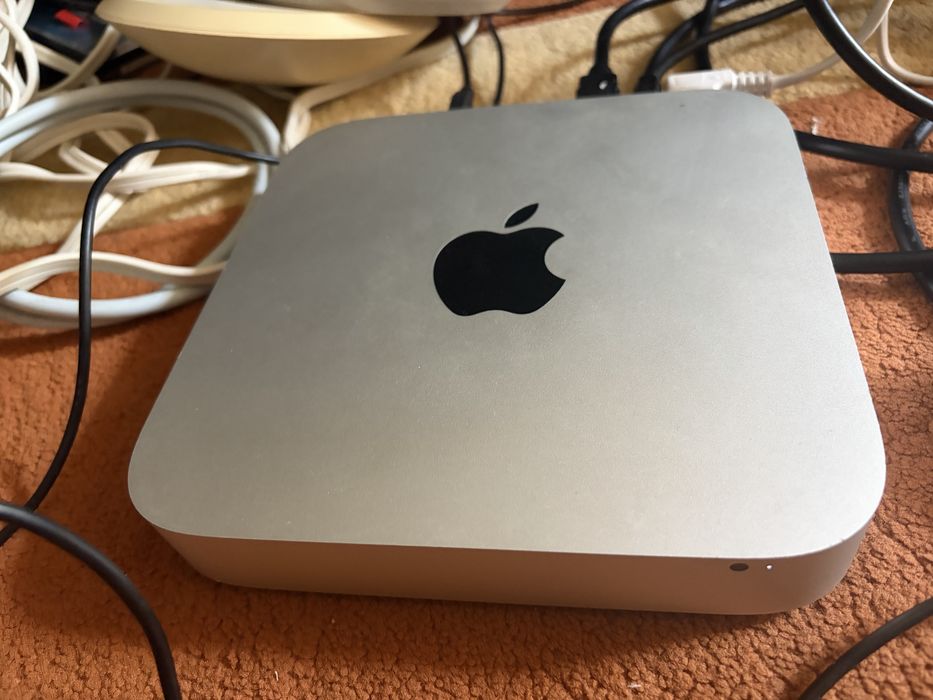 Mac mini 2014 2.8 ghz ssd 512 gb hard 1 tera