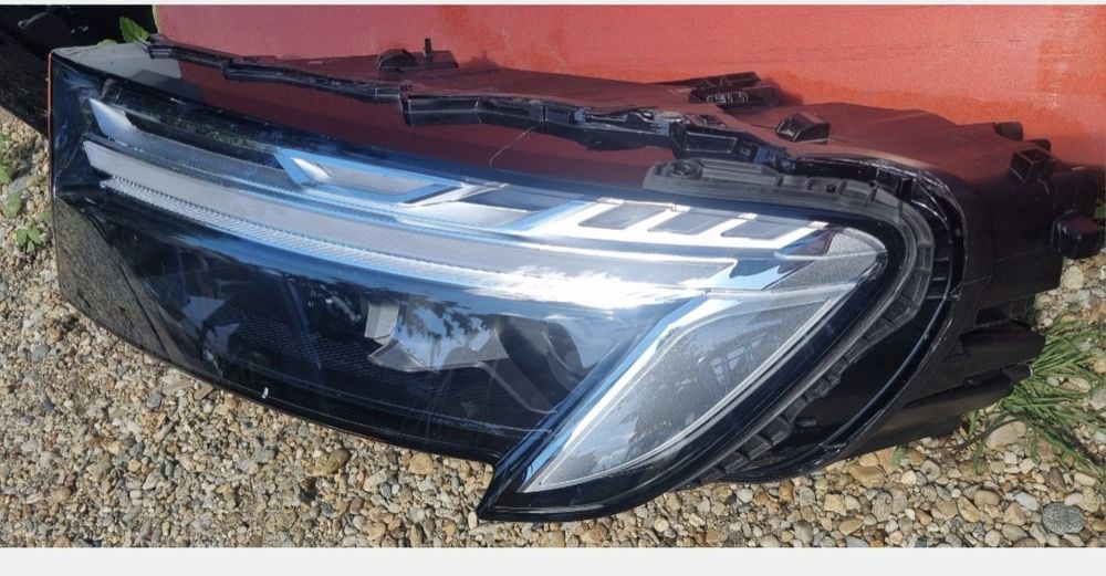 Far audi q7 si bara