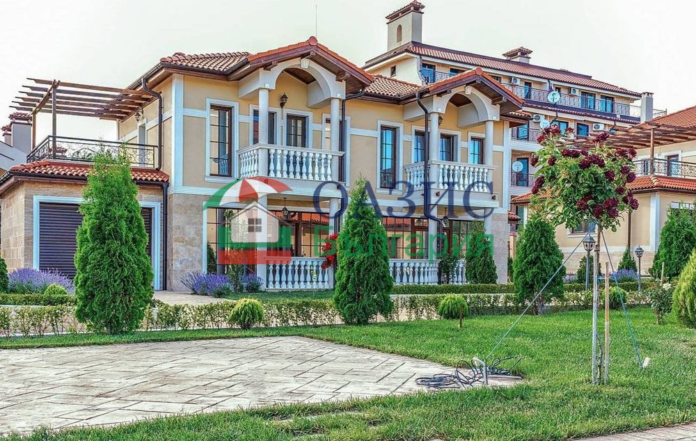 2-етажна самостоятелна къща в комплекс Хаус Гардън, Кошарица, вилна