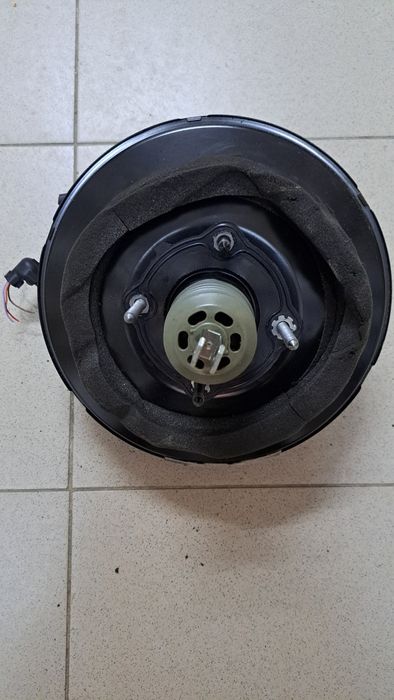 Серво усилвател за Peugeot 5008