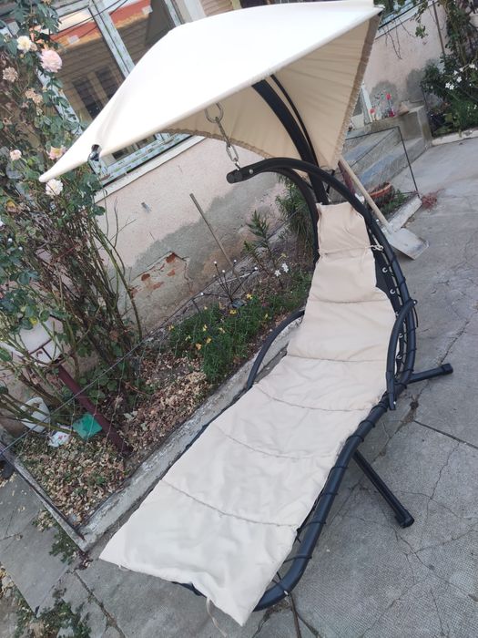 Vând balansoar suspendat de gradina