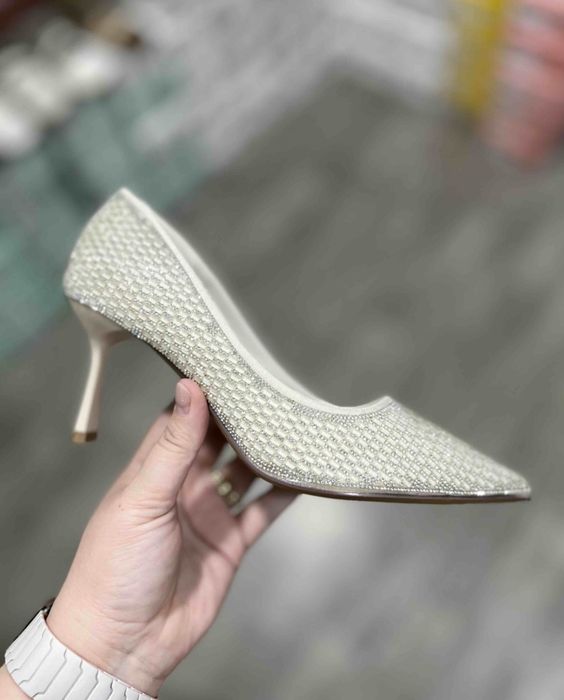 Туфли блестящие на выход