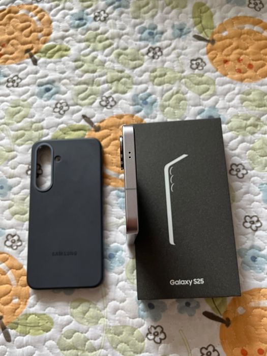 Продам Samsung Galaxy S25
