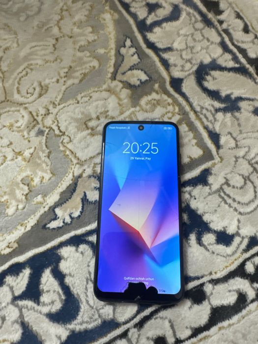 Redmi not 10 5g holati yahshi  ishlatib yursa boladi shu holatigayam