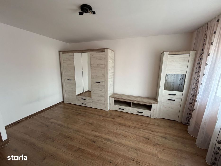Apartament 1 camera, decomandat - Cugir