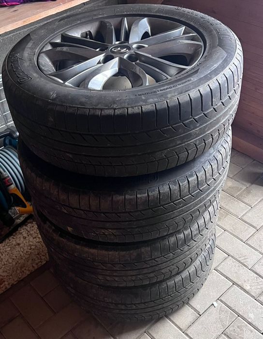 Set 4 roți originale Hyundai – jante aliaj R17 + anvelope vară.