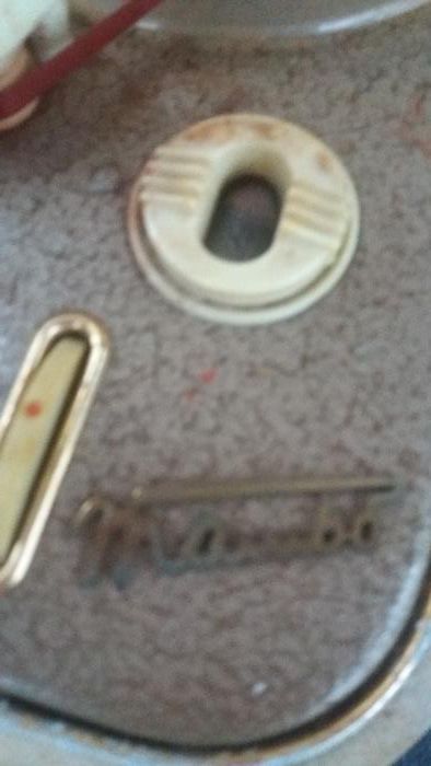 Магнетофон ретро Мамбо