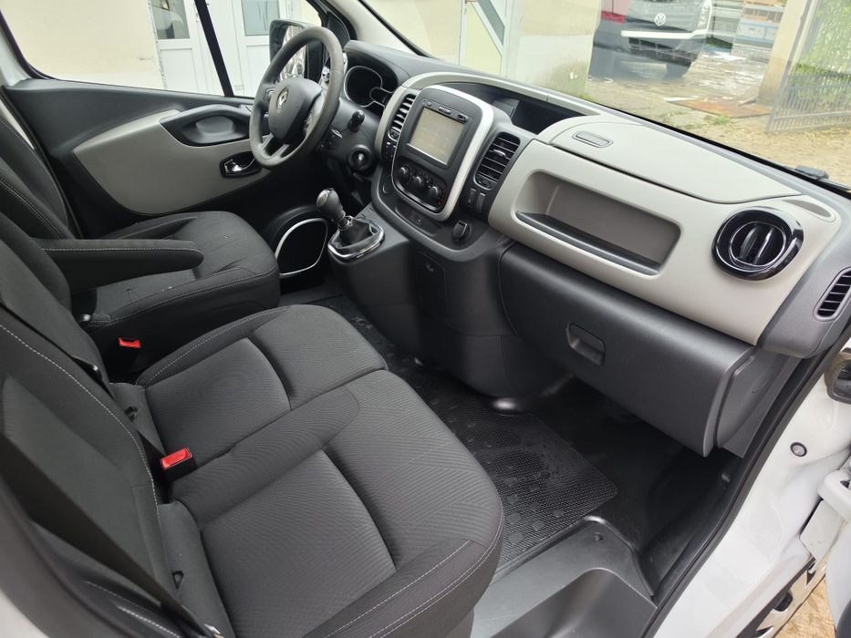 Renault Trafic 1.6dci 12.2015 2xculisante import olanda livrare gratui