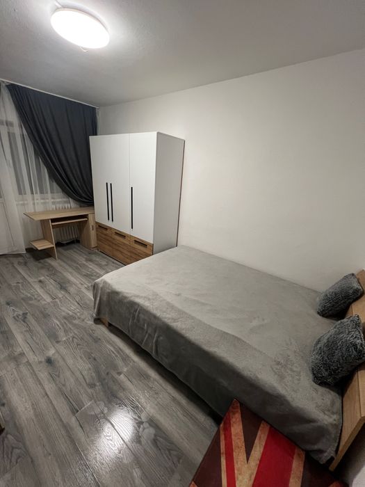 Închiriez garsonieră